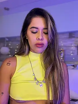 Snapshot of Emilia_Bakerr chatting on 01-28-25, 09:19 Emilia Bakerr online show from 01-28-25, 09:19