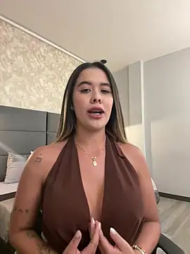 Snapshot of Emilia_Bakerr chatting on 02-15-26, 07:02 Emilia Bakerr online show from 02-15-26, 07:02