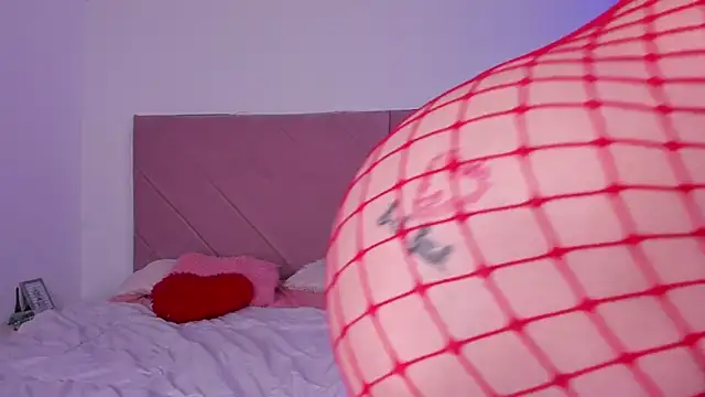 Marily Daniela  online show from 11-29-25, 02:01