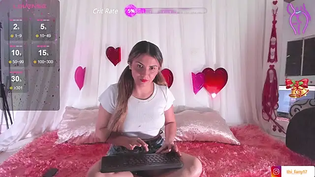 Snapshot of thifany_17 chatting on 02-10-25, 02:05 thifany 17 online show from 02-10-25, 02:05