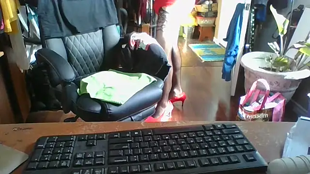 Daremeknot online show from 05-20-26, 01:52