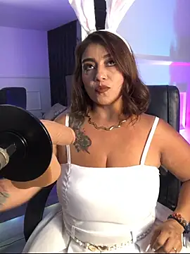 MrsFoucher online show from 03-28-26, 03:29