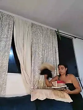 MrsFoucher online show from 05-26-26, 04:10
