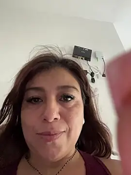 MrsFoucher online show from 10-26-25, 08:53