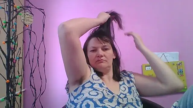 Lucinka1 online show from 03-18-25, 03:44