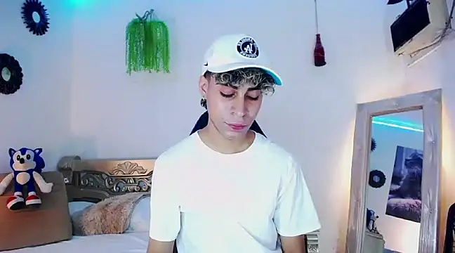 huge armound online show from 02-01-25, 04:43