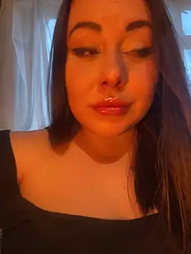 DaisyStreet online show from 04-17-26, 04:32