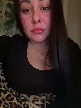 DaisyStreet online show from 12-21-25, 04:52