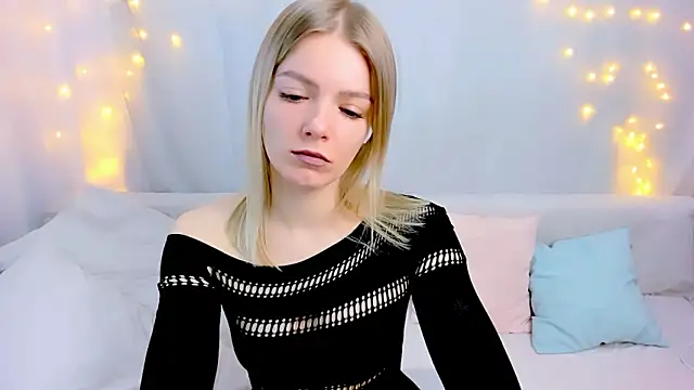 Lily Daviss online show from 02-13-26, 02:55