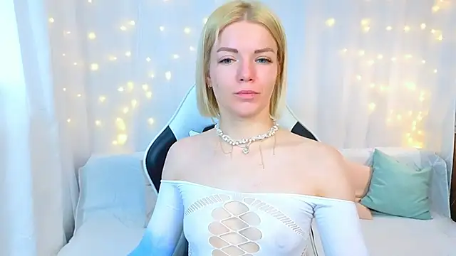 Lily Daviss online show from 05-12-26, 02:52