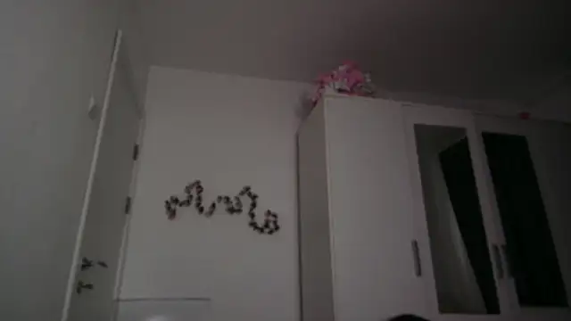 Snapshot of KaylaLaine chatting on 10-21-25, 05:51 KaylaLaine online show from 10-21-25, 05:51