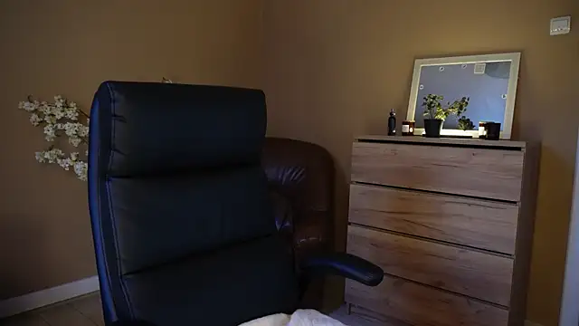 KaylaLaine online show from 11-22-25, 07:18