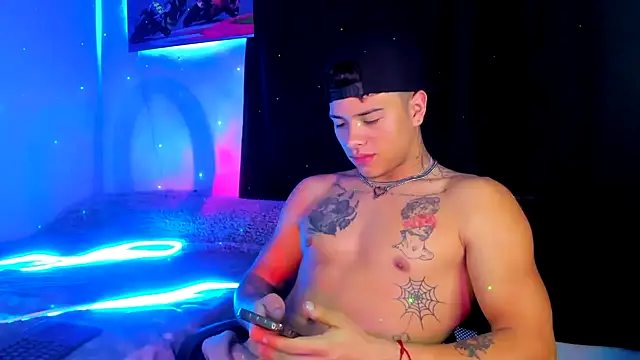 Dominic Biker   online show from 12-04-24, 03:42