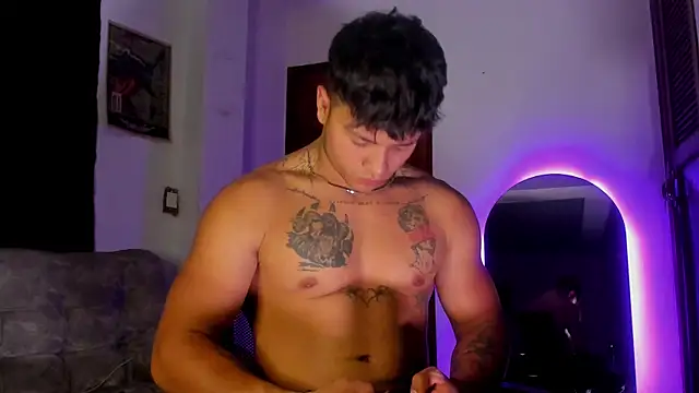 Snapshot of Dominic_Biker__ chatting on 06-16-26, 04:12 Dominic Biker online show from 06-16-26, 04:12