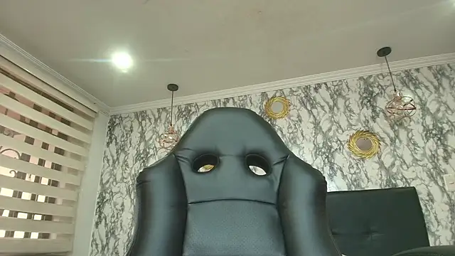 Hannagarces online show from 09-24-25, 11:39