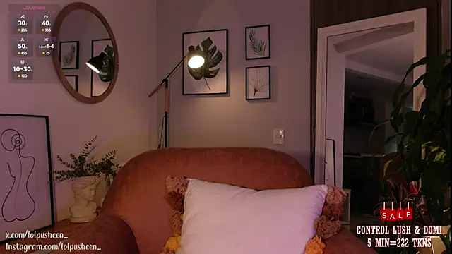 Snapshot of JulietteDee chatting on 02-23-25, 09:48 JulietteDee online show from 02-23-25, 09:48