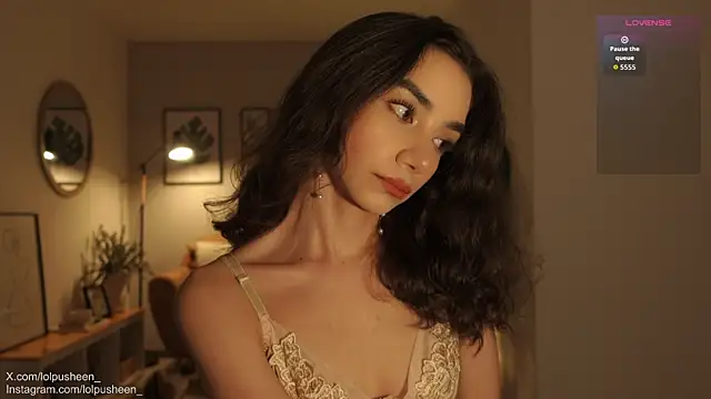 JulietteDee online show from 11-19-25, 10:32