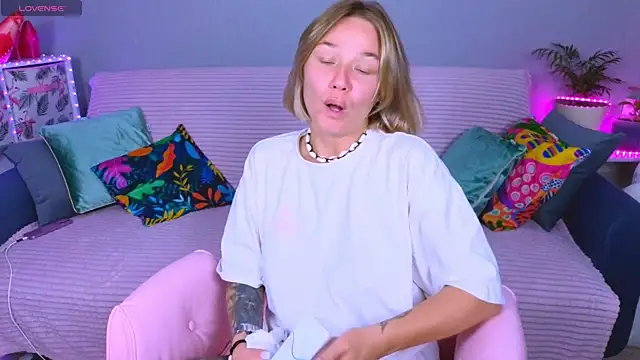 Karen morris online show from 07-21-26, 05:58