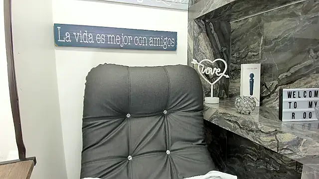 miss danika online show from 03-09-26, 11:03