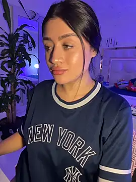 lucianaroy online show from 03-02-26, 09:33