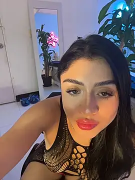 lucianaroy online show from 11-12-25, 01:10