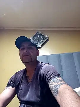 TrainedFinder5 online show from 11-05-25, 01:52