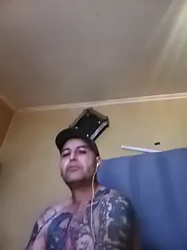 TrainedFinder5 online show from 04-06-26, 01:23