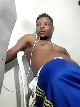 hugo3918  online show from 02-09-26, 02:09