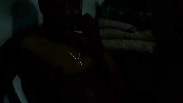 hugo3918  online show from 05-14-26, 02:19