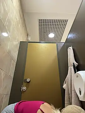 LikaCat online show from 02-19-26, 03:14