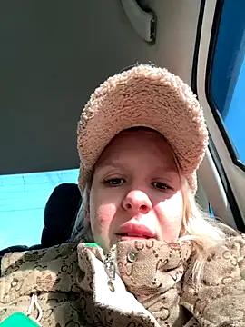 LikaCat online show from 10-14-25, 04:02