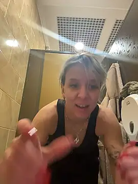 LikaCat online show from 01-10-26, 03:57