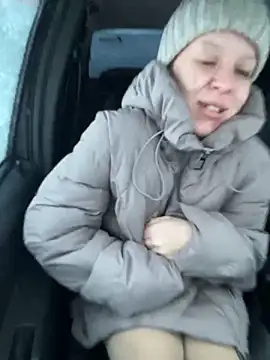 LikaCat online show from 11-13-25, 02:04