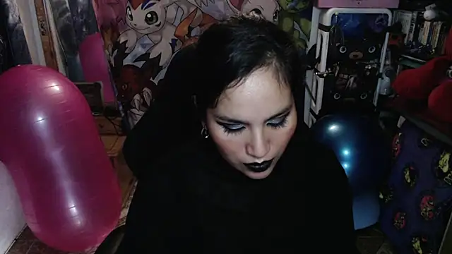 kureiji hentaii online show from 05-17-26, 01:05