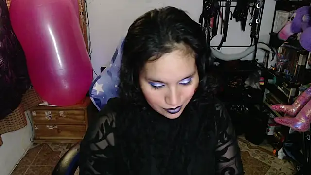 Snapshot of kureiji_hentaii chatting on 07-07-26, 04:04 kureiji hentaii online show from 07-07-26, 04:04