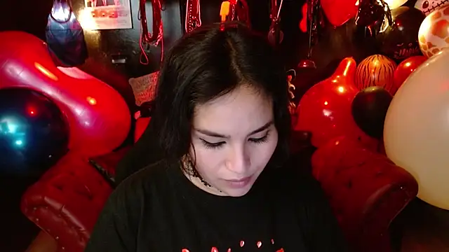 kureiji hentaii online show from 09-26-25, 10:05