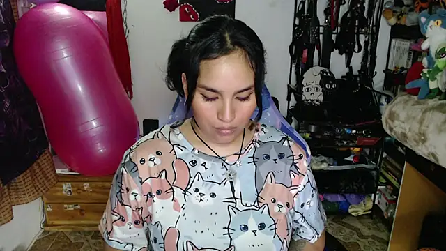 Snapshot of kureiji_hentaii chatting on 07-17-26, 05:48 kureiji hentaii online show from 07-17-26, 05:48