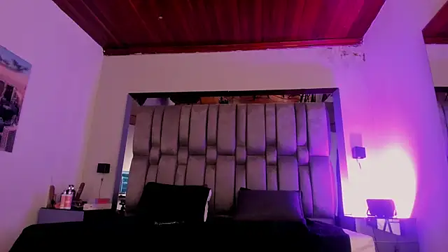 NikkySmiith online show from 05-11-26, 02:45