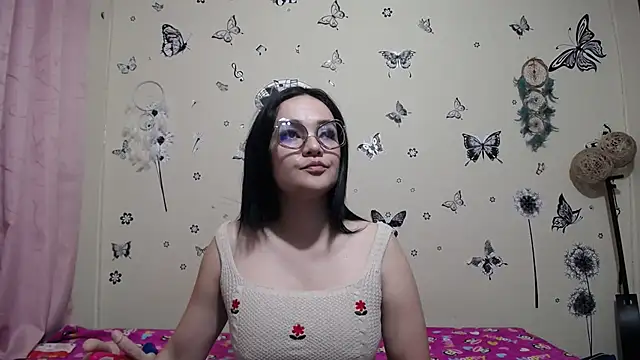 Nicolle-sky online show from 07-08-26, 08:15