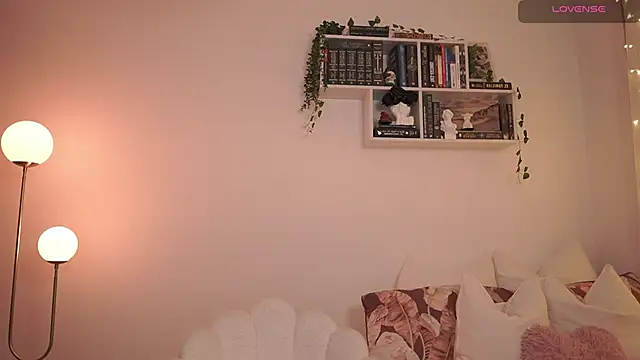 Snapshot of EmilyxRose_- chatting on 02-07-25, 08:20 EmilyxRose - online show from 02-07-25, 08:20