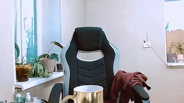 Snapshot of RosaJil chatting on 11-02-25, 02:55 RosaJil online show from 11-02-25, 02:55