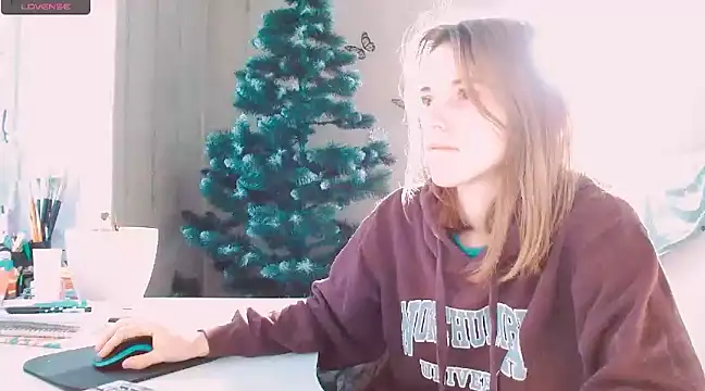 Snapshot of RosaJil chatting on 12-20-24, 10:27 RosaJil online show from 12-20-24, 10:27