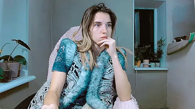 Snapshot of RosaJil chatting on 10-19-25, 03:59 RosaJil online show from 10-19-25, 03:59