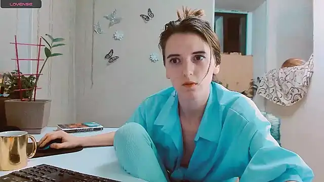 Snapshot of RosaJil chatting on 01-26-25, 10:57 RosaJil online show from 01-26-25, 10:57