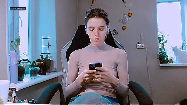 Snapshot of RosaJil chatting on 02-17-26, 02:03 RosaJil online show from 02-17-26, 02:03