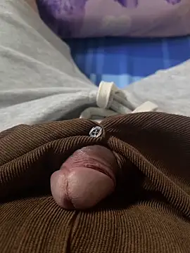 Snapshot of boythichcu69 chatting on 10-26-25, 09:10 boythichcu69 online show from 10-26-25, 09:10