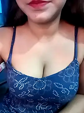 Snapshot of Gulabo-jaan chatting on 02-01-25, 09:21 Gulabo-jaan online show from 02-01-25, 09:21