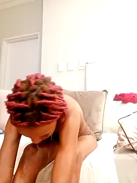 khanyaTheeLyt online show from 09-17-25, 10:01