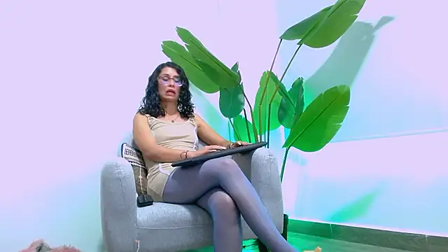 Sara ow online show from 02-24-26, 08:42