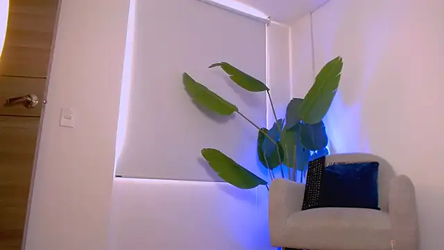 Sara ow online show from 03-14-26, 07:53